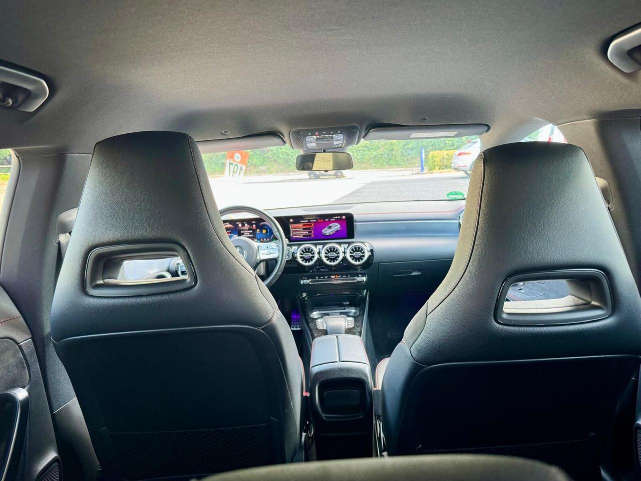 Mercedes-benz CLA 180 d Premium