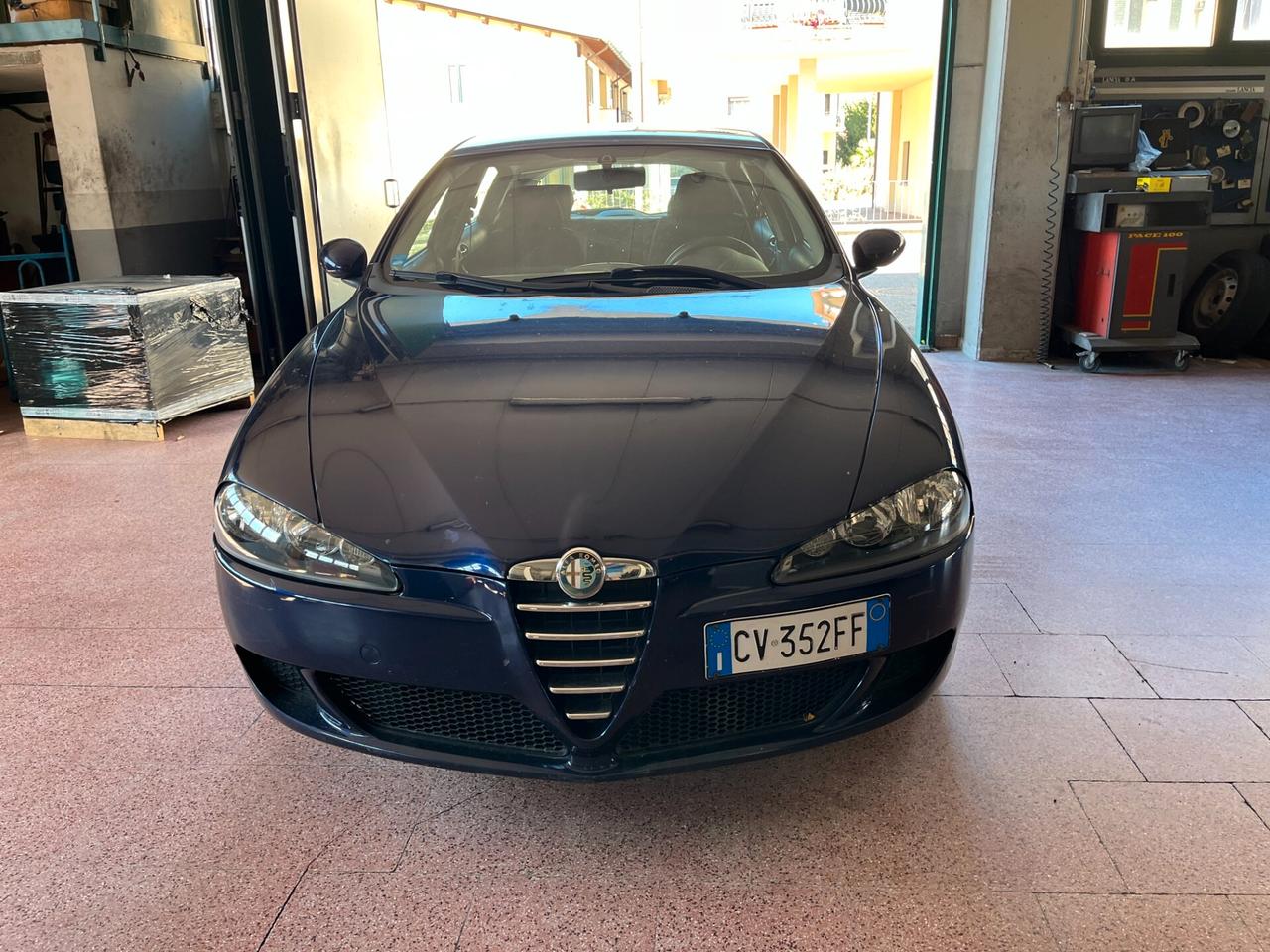 Alfa Romeo 147 1.6i 16V Twin Spark cat 5p. Progression
