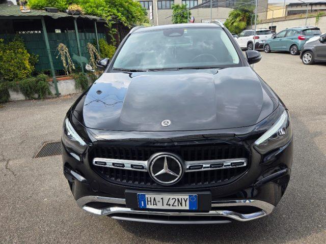 MERCEDES-BENZ GLA 180 Automatic Progressive Advanced Plus