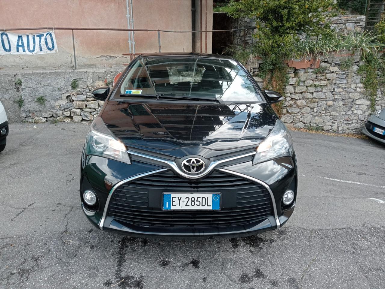 Toyota Yaris 1.0 5 porte Active