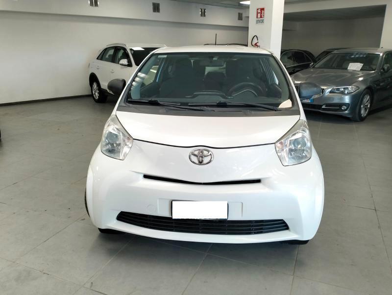 Toyota iQ 1.0 (sol) cvt E5 KM 70000