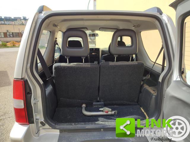 SUZUKI Jimny 1.3i 16V cat 4WD JLX