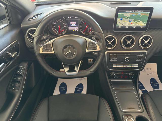 MERCEDES-BENZ A 200 d Automatic Premium