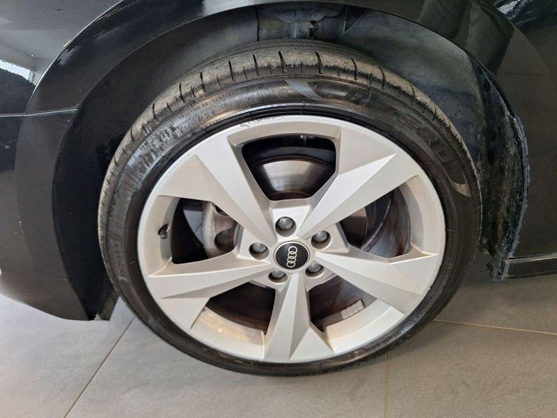 Audi A3 Sportback 30 g-tron S tronic Business Advanced