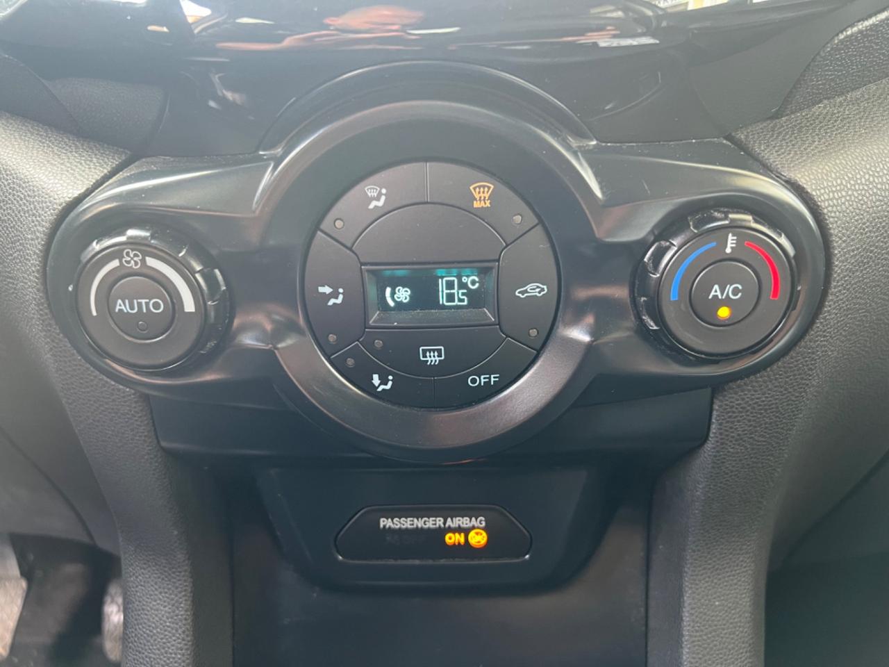 Ford EcoSport 1.5 TDCi 95 CV Titanium