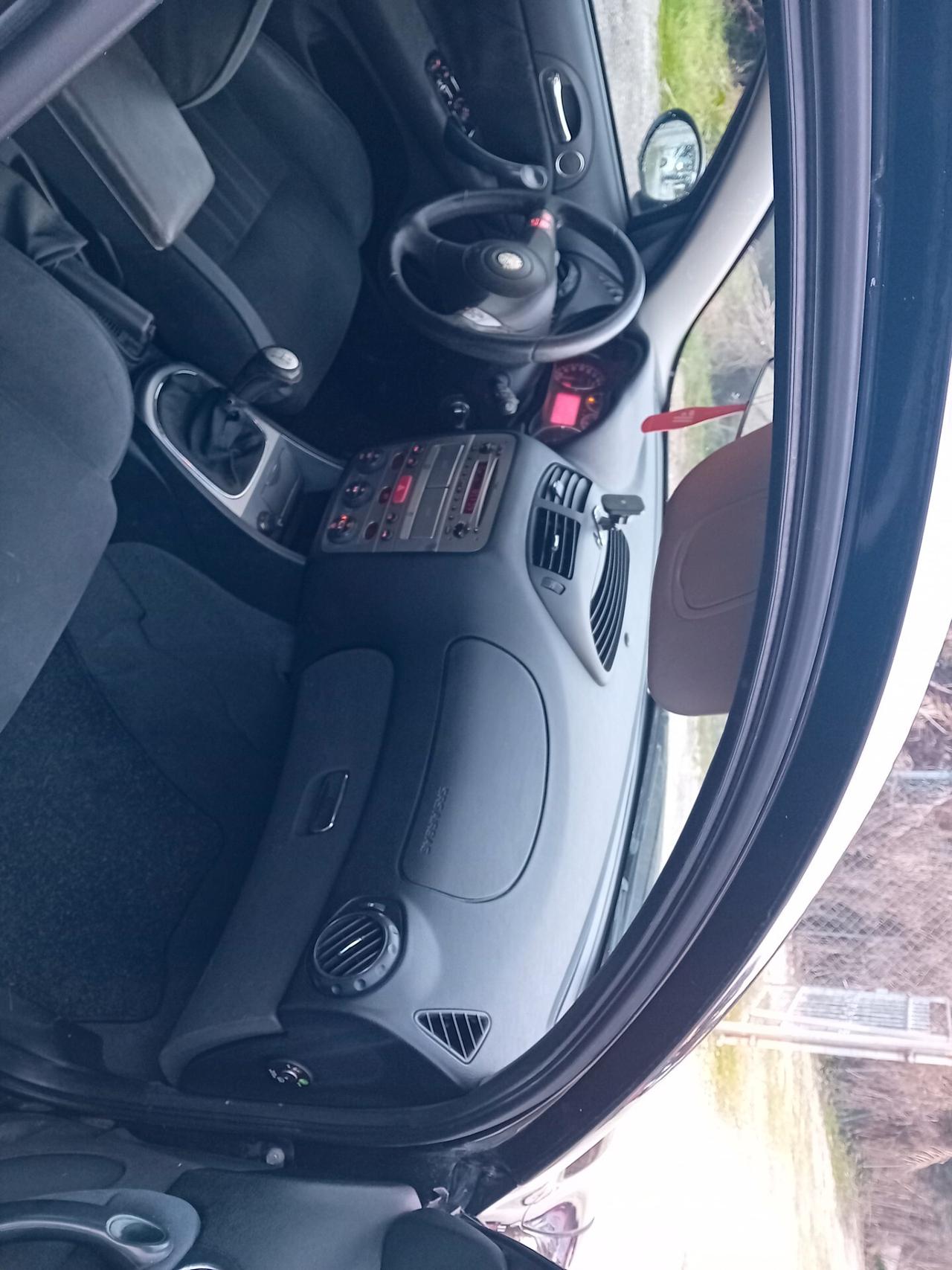 Alfa Romeo 147 1.6 16V TS (105) 5 porte Progression