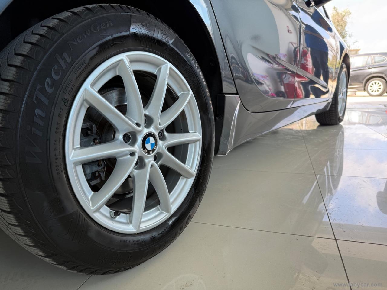 BMW 216d Active Tourer Business