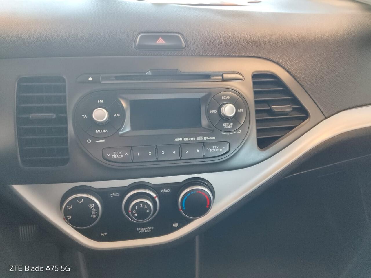 Kia Picanto 1.0 GPL Neopatentati