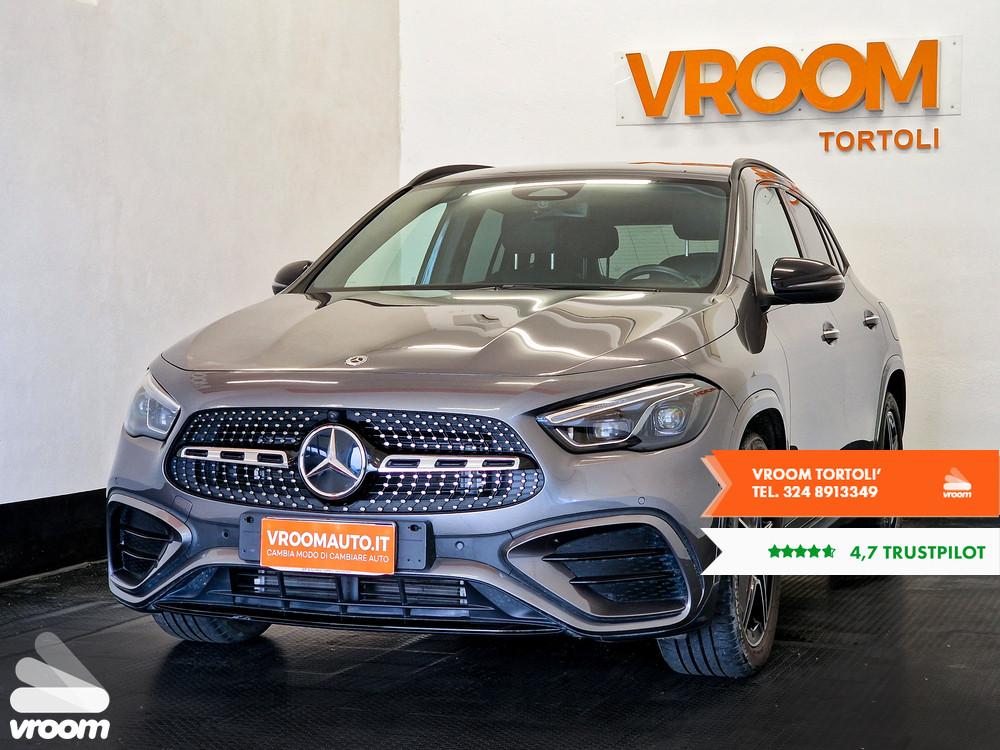 MERCEDES GLA (H247) GLA 200 d Automati...