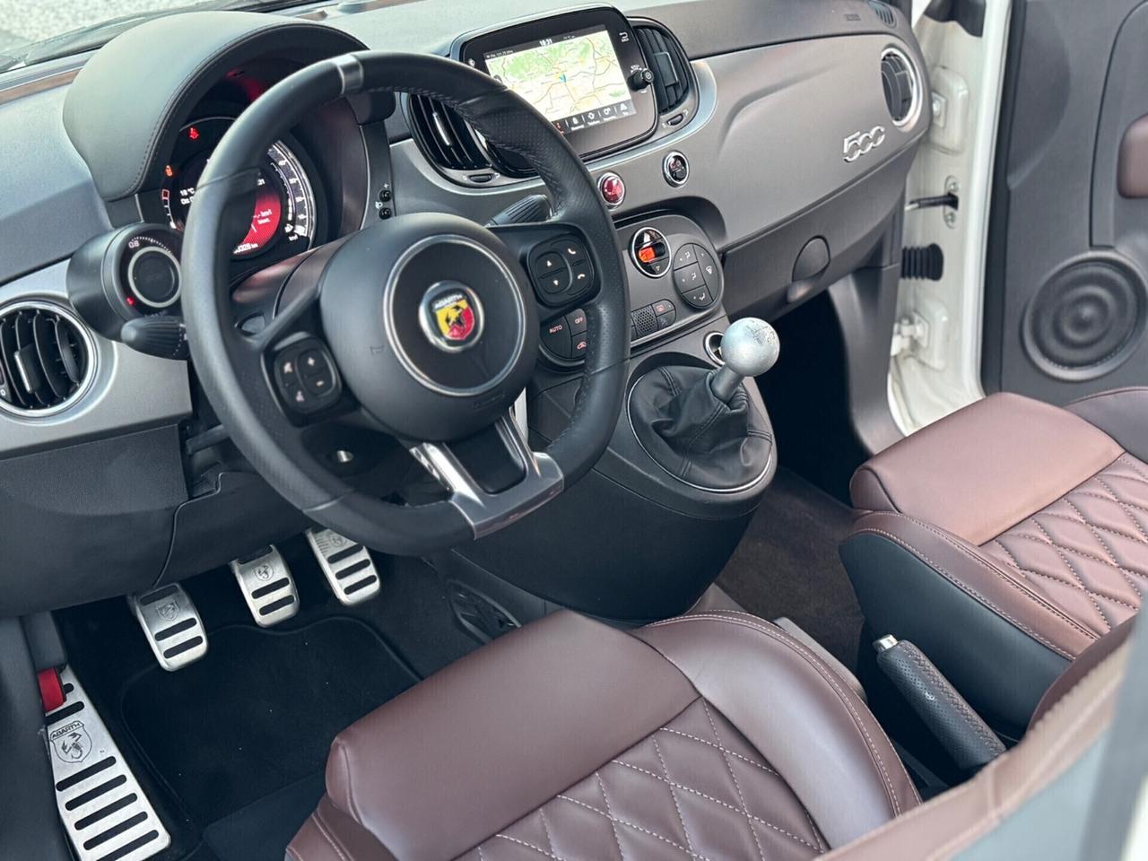 Abarth 595 1.4 Turbo Tusimo T-Jet 165 CV