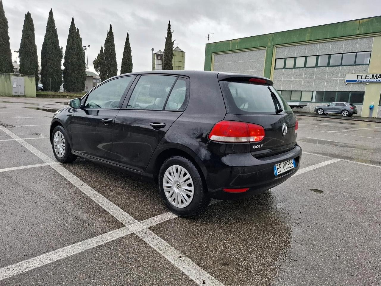 Volkswagen Golf Utilitaria