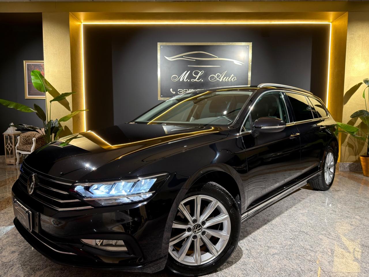Volkswagen Passat 2.0 TDI DSG Business *IVA ESPOSTA - DETRAIBILE*