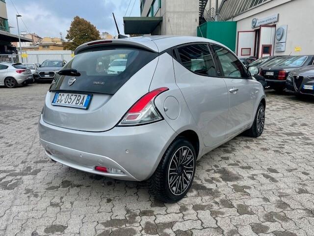 Lancia Ypsilon 1.0 5 porte S&S Hybrid Gold Garanzia 12M Prezzo vero!!!!!