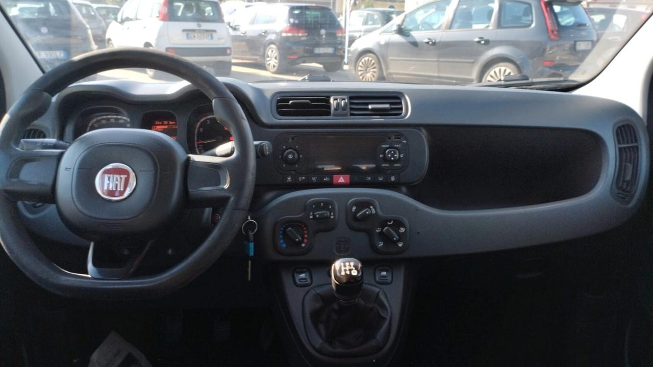 Fiat Panda 1.2 Connected by Wind