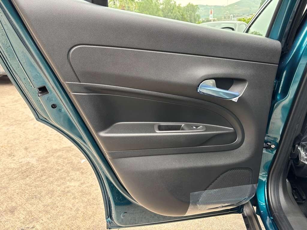 Fiat 600 Hybrid 110 CV DCT MHEV Icon 2025 KM 0 IVA ESPOSTA Tua a soli 209 Euro al mese