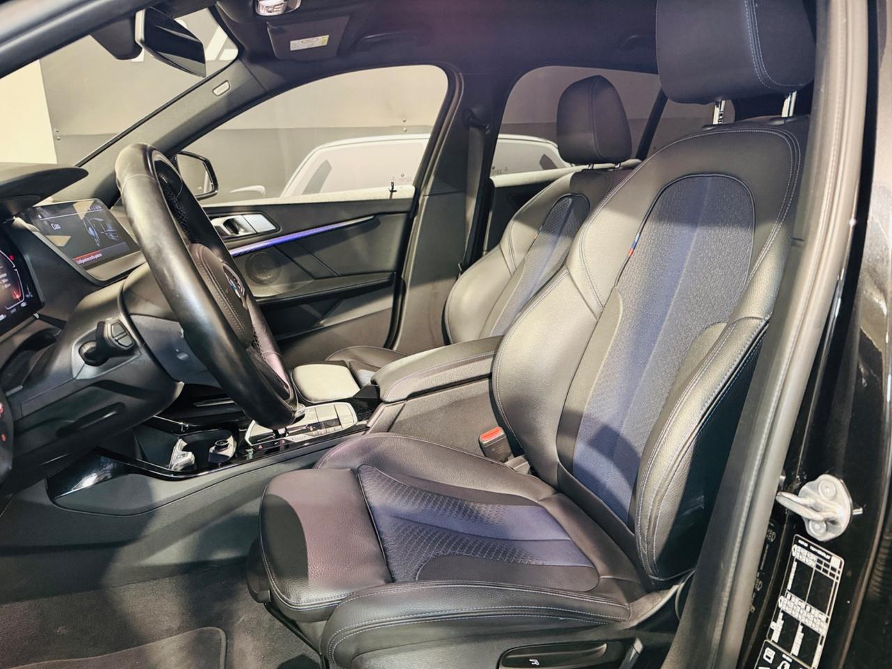 Serie 1 F40 120d xdrive Msport auto*2023*190 CV*