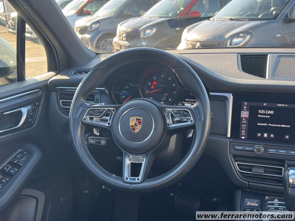 Porsche Macan 2.0 TETTO SOLO 34000KM