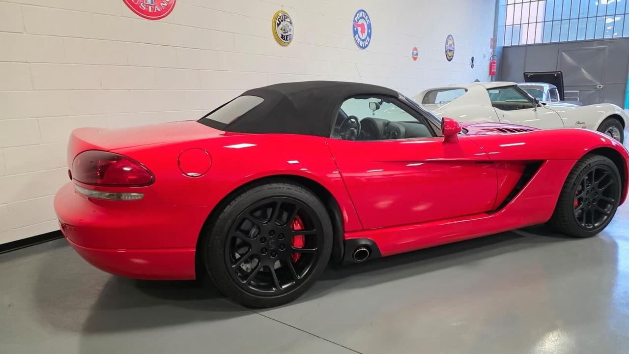 Dodge Viper SRT 10 2004