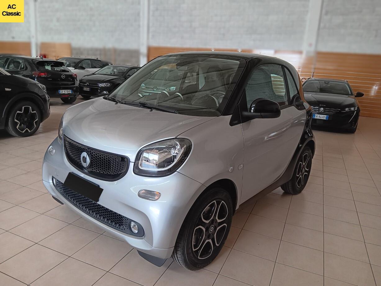 Smart Fortwo Passion 1.0 ( 70 cv)