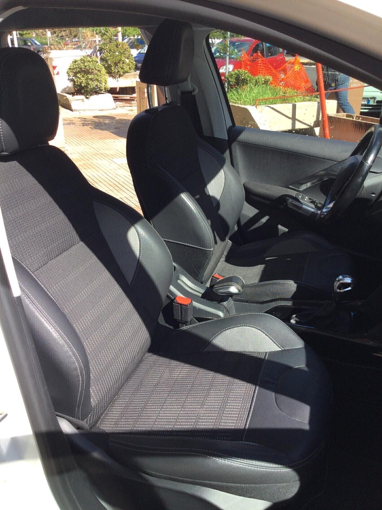 Peugeot 2008 BlueHDi 100 S&S Allure