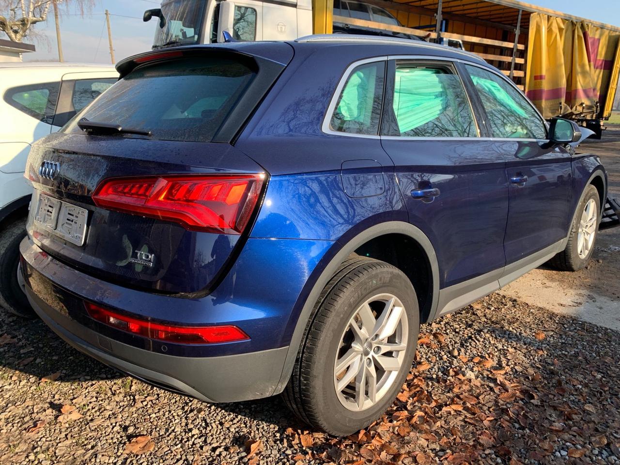 Audi Q5 Business quattro 2017 sinistrata