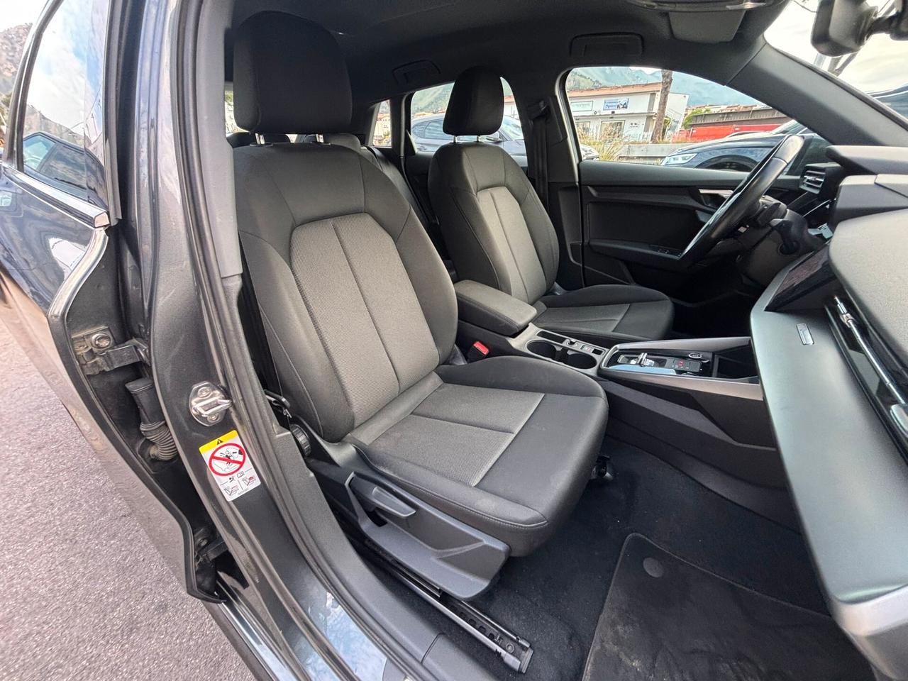 Audi A3 Sportback 30Tdi S-Line