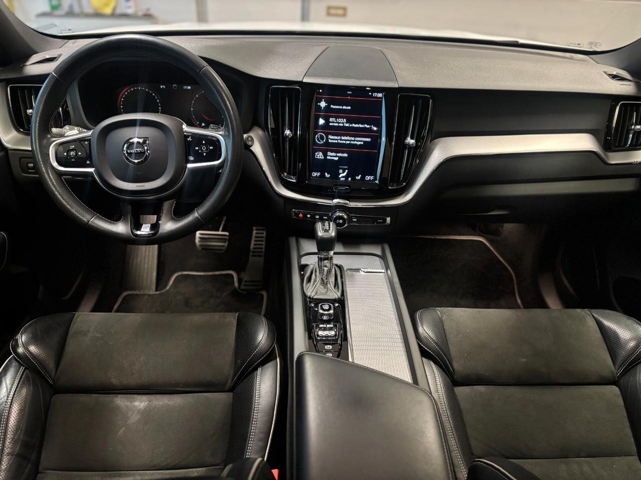 Volvo XC60 2.0 D4 R-design TAGLIANDI CERTIFICATI