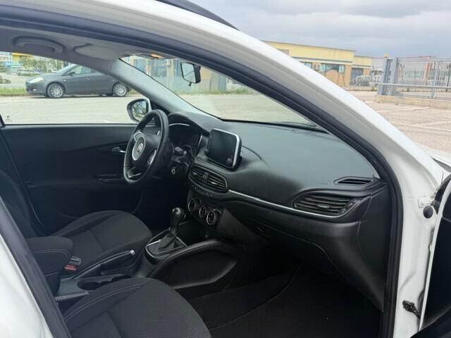 Fiat Tipo 1.6 Mjt S&S DCT SW Lounge 30.12.2018 Nav