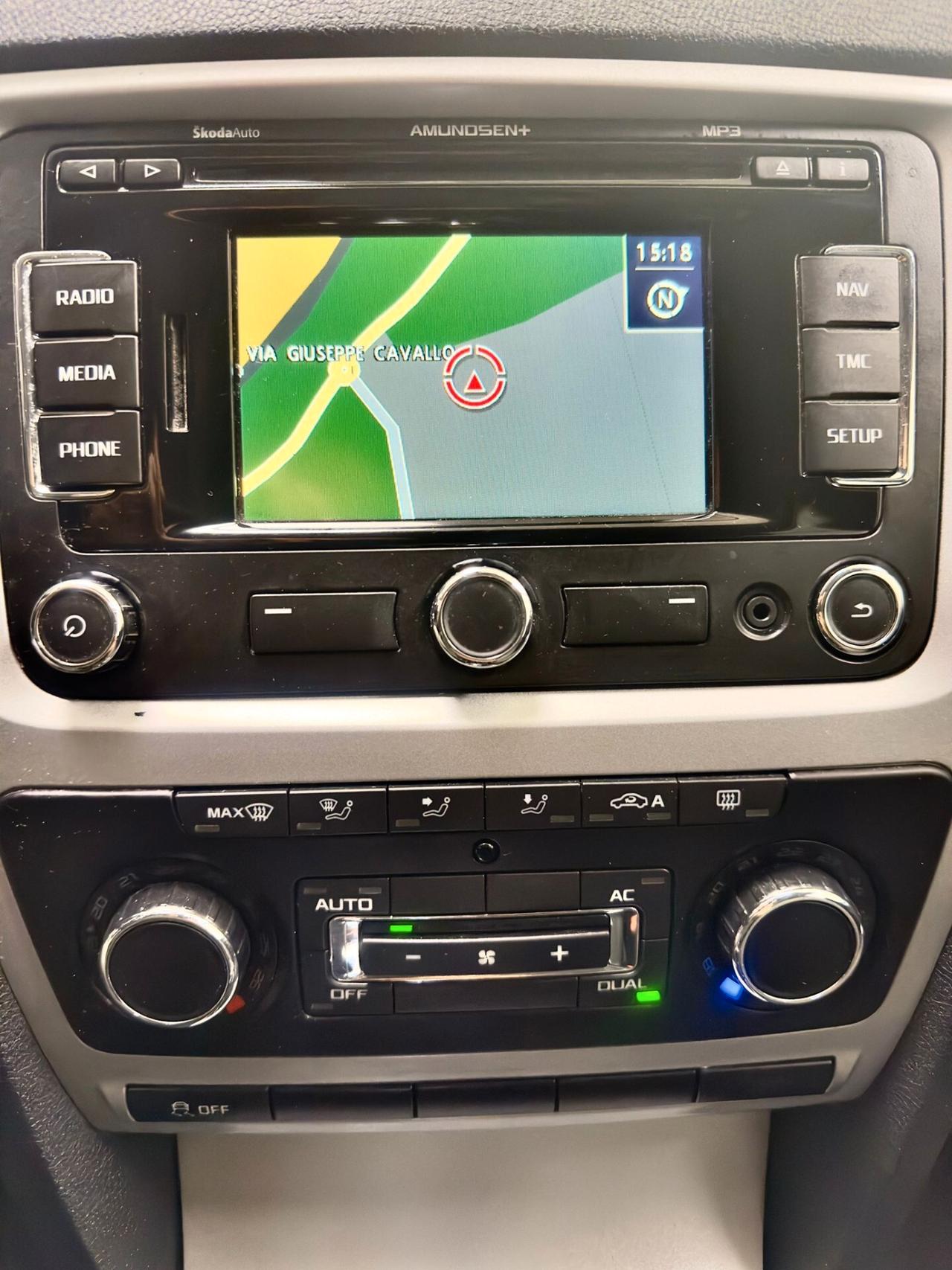 Skoda Octavia 1.6 TDI CR F.AP. DSG Wagon Ambition