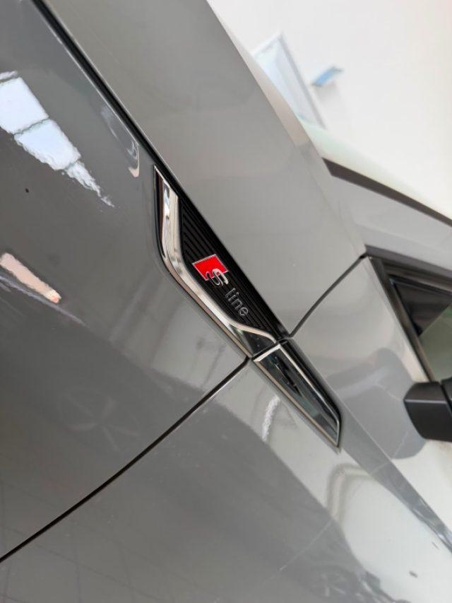 AUDI A5 40 TDI quattro S tronic S line edition