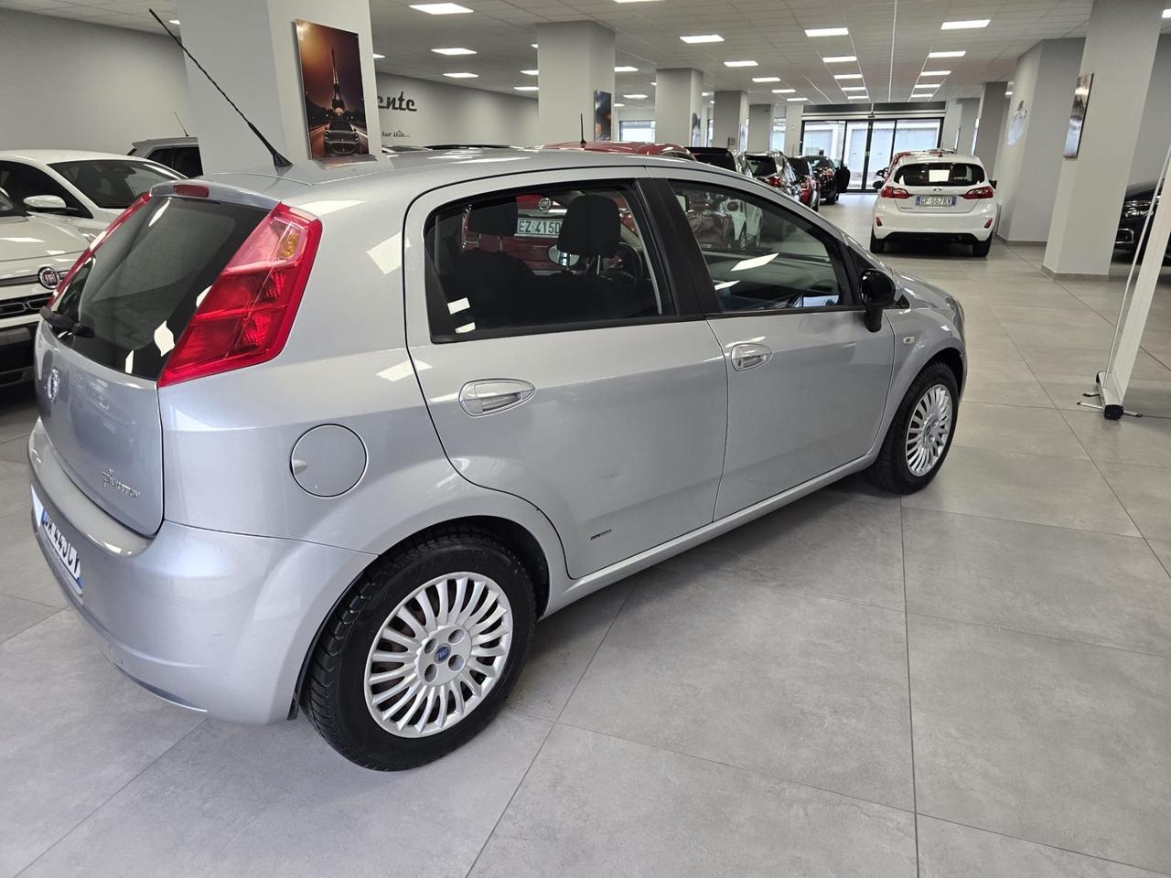 Fiat Grande Punto 1.3 MJT 75 CV 2006 neopatentati
