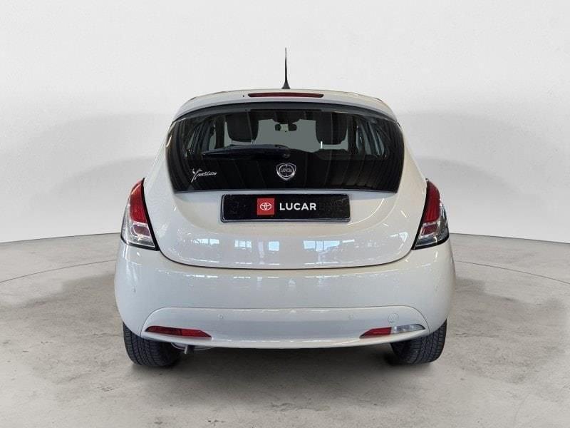 Lancia Ypsilon 3ª serie 1.2 69 CV 5 porte Silver