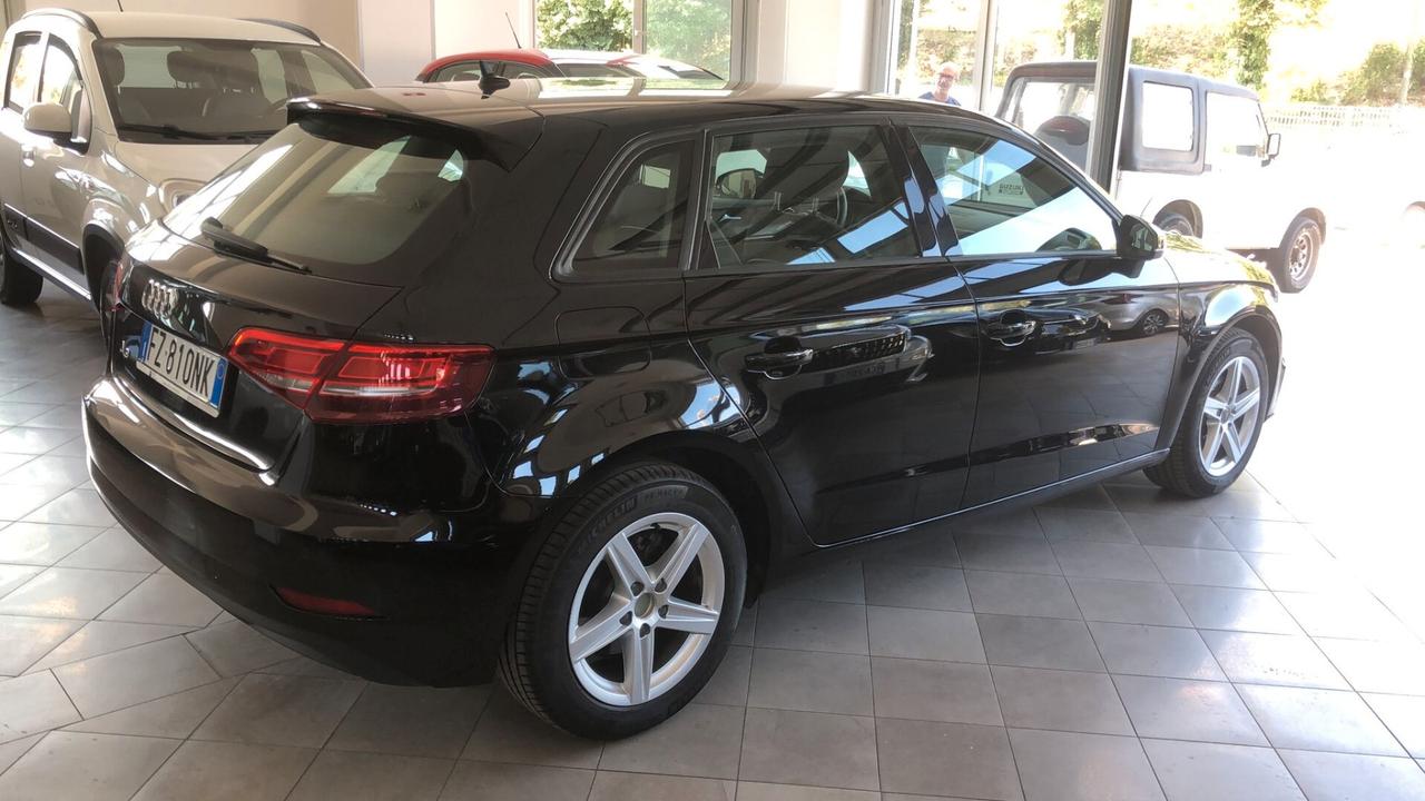 Audi A3 SPB 30 g-tron S tronic Business