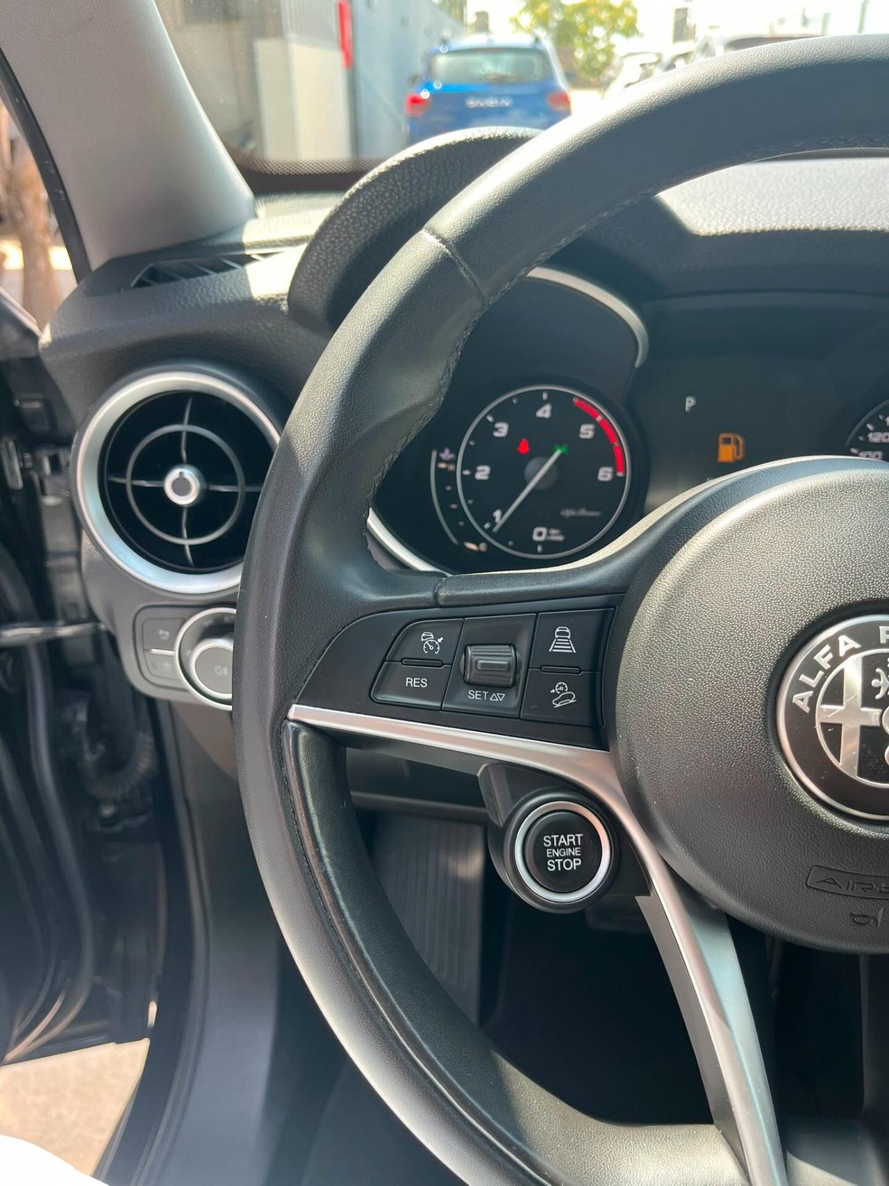 Alfa Romeo Stelvio 2.2 Turbodiesel 190 CV AT8 Q4 Business