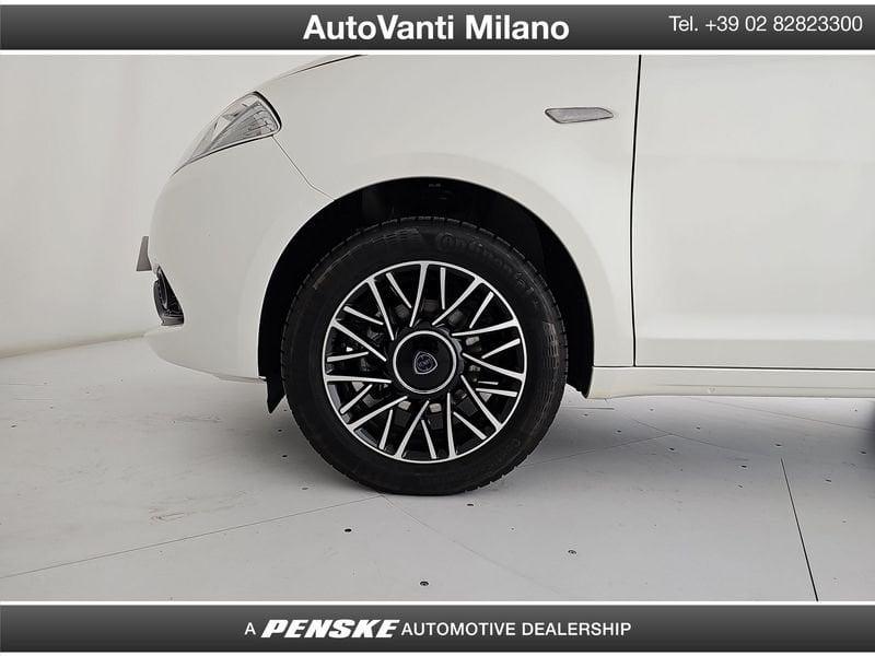 Lancia Ypsilon 1.2 69cv Platinum