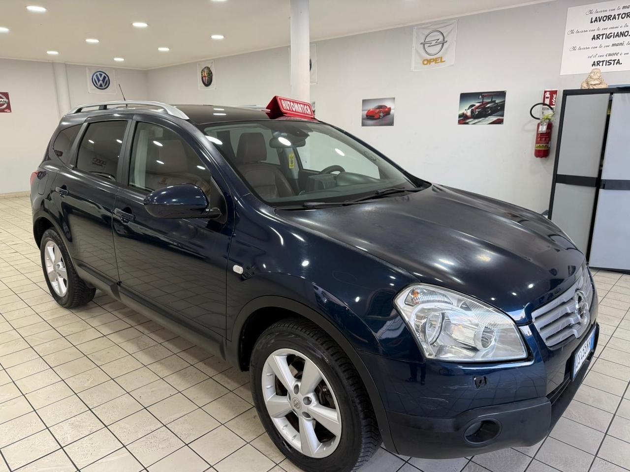 Nissan Qashqai 2.0 4x4 auto 7 posti tetto
