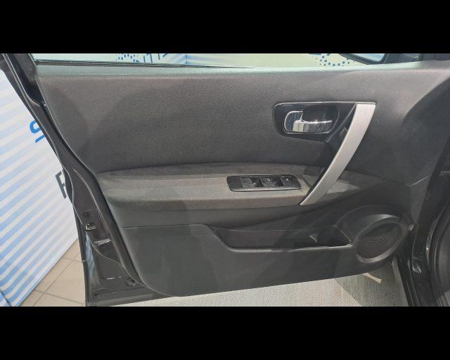 NISSAN Qashqai 2.0 dci Acenta 4x4