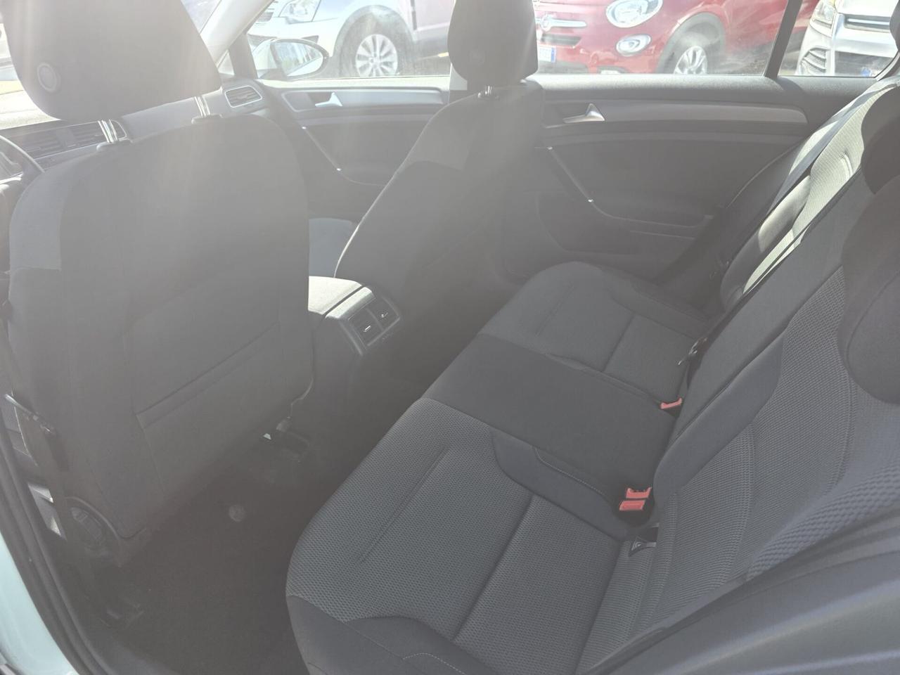 Volkswagen Golf 1.6 TDI 5p. Trendline BlueMotion Technology