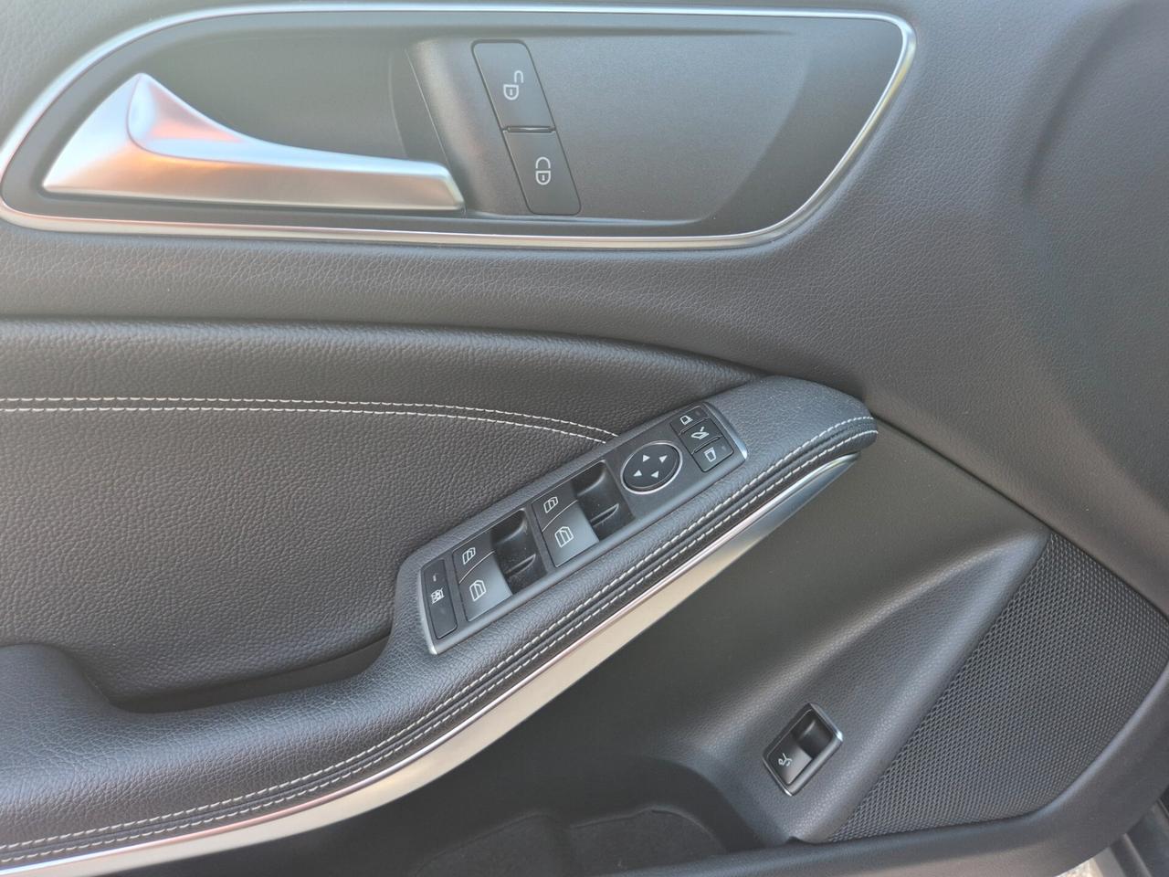 Mercedes-benz GLA 180 d Automatic Executive