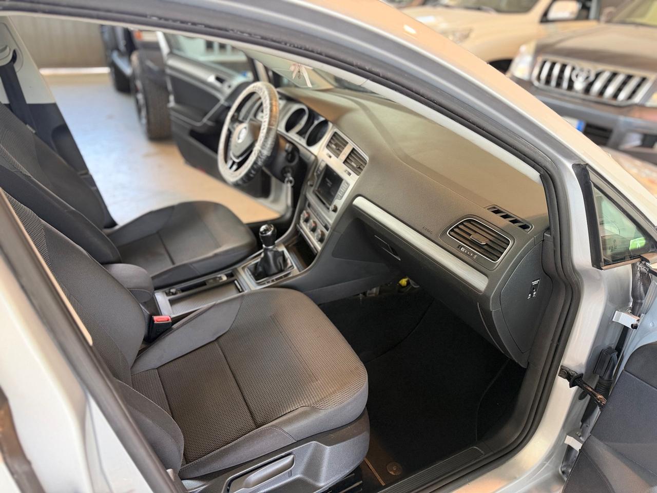 Volkswagen Golf 1.6 TDI 110 CV BlueMotion Neopatentati euro 6