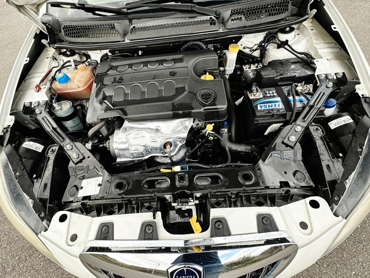 Lancia Delta 1.9 MJT Twinturbo DPF