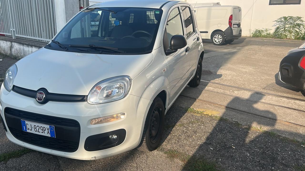 Fiat Panda 1.0 S&S Hybrid Van 2 posti