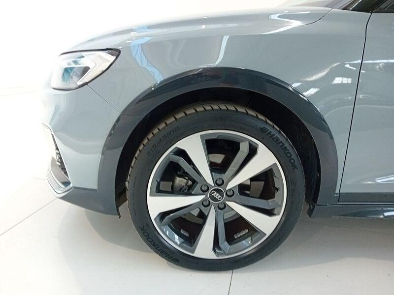 Audi A1 A1 citycarver 30 TFSI S tronic