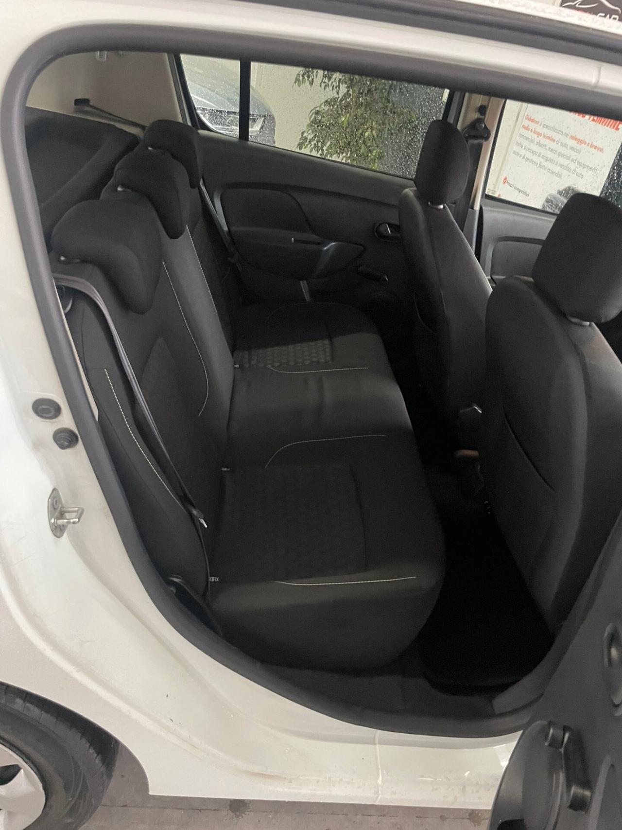 Dacia Sandero 1.2 GPL 75CV Lauréate ok neopatentati