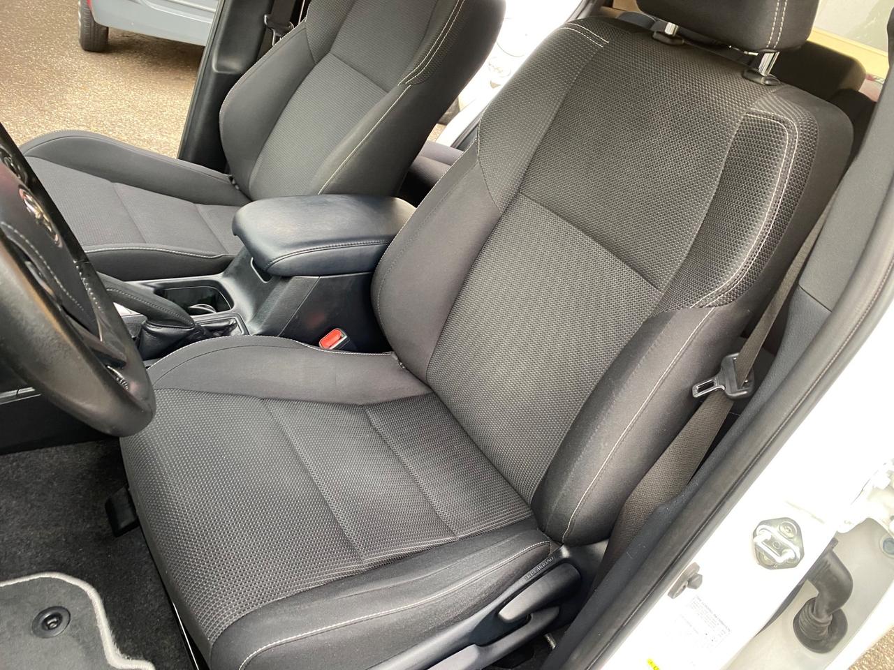Toyota RAV 4 RAV4 2.5 Hybrid 2WD Lounge