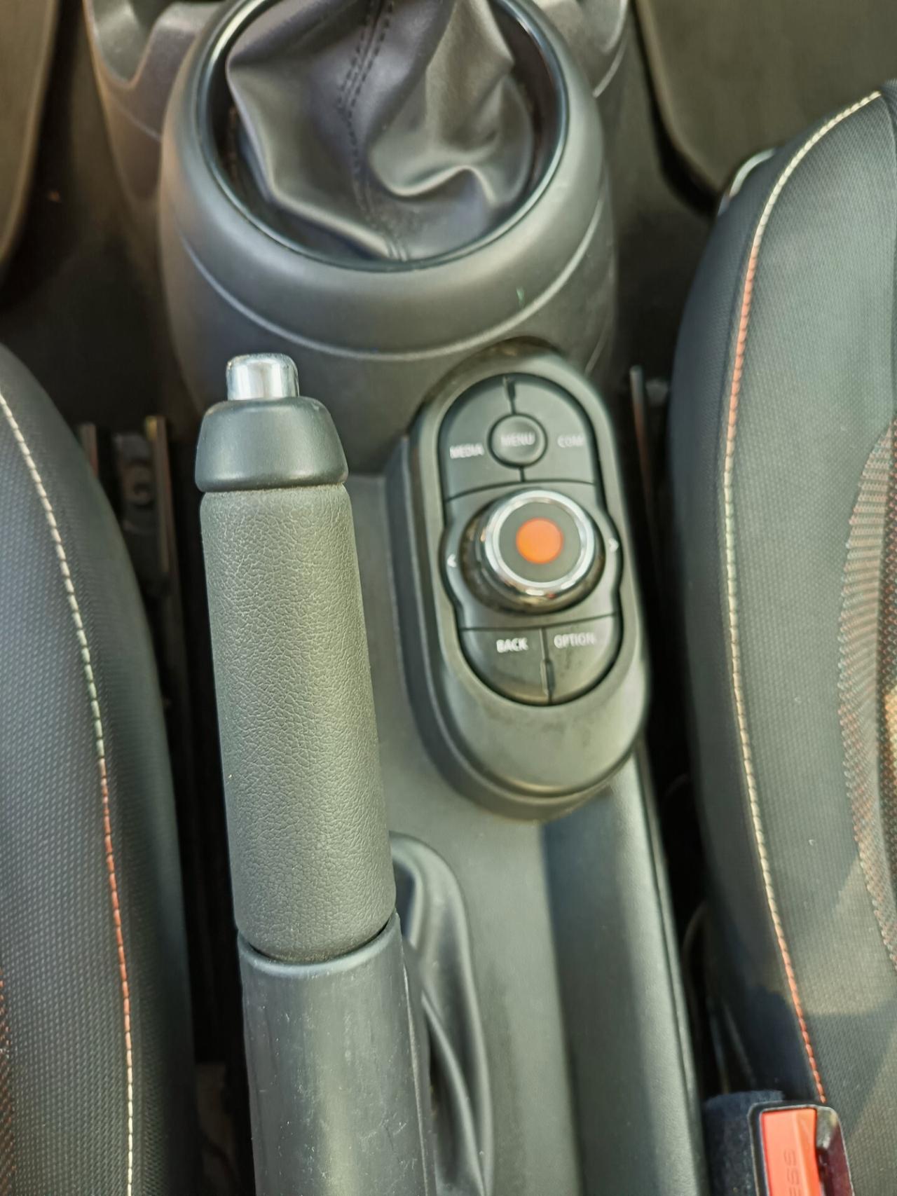 Mini 1.5 One 75 CV 5 porte