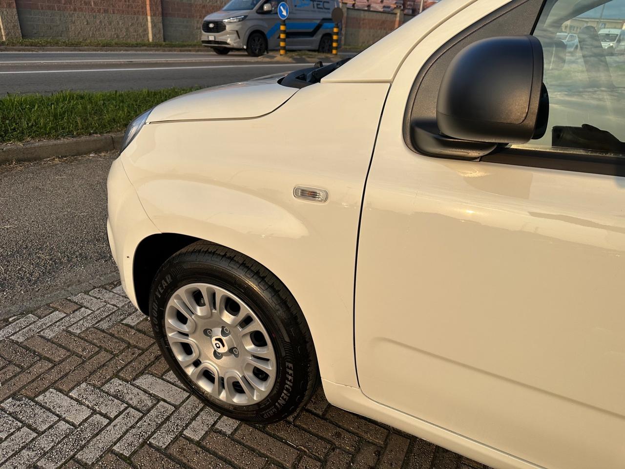 Fiat Panda 1.0 FireFly S&S Hybrid KM ZERO