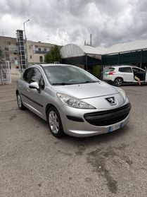 Peugeot 207 1.4 HDi 70CV 5p. XT