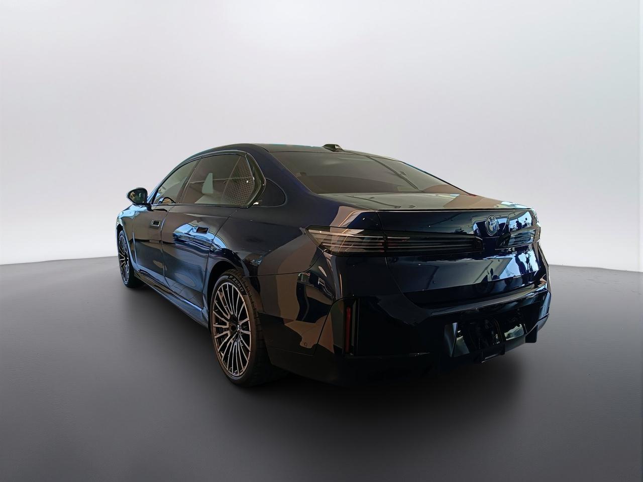 BMW BMW i7 60 xDrive Berlina