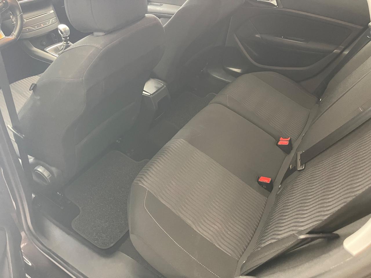 Peugeot 308 PureTech Turbo 130 S&S SW Allure